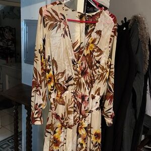 Woman’s Dress Casual Size Large